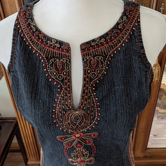 VINTAGE by JORDACHE Embroidered Denim Dress - Picture 8 of 13